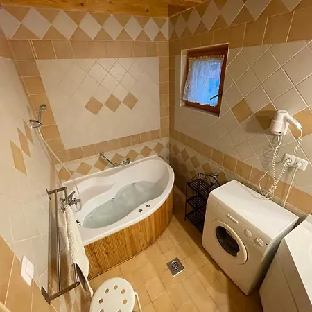 Toelgyfa Apartman